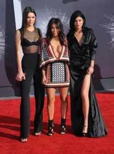 Kardashians on red carpet on Hollywood Tour